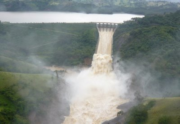 Comité de Presas y Embalses adopta medidas por paso de tormenta tropical