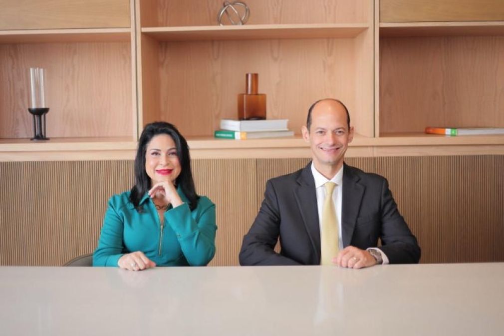 Amelia Reyes y Alejandro Cambiaso.