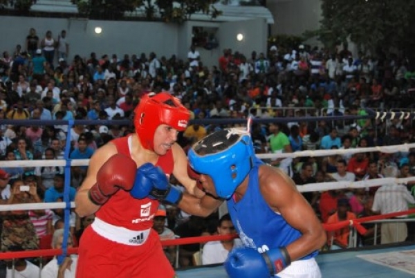 Dominicanos con 5 finalistas en copa Independencia de Boxeo