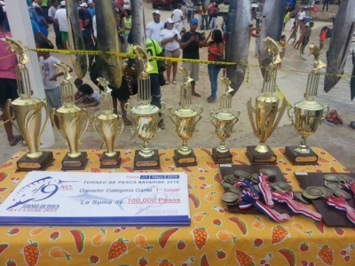 Entregan más de 100 mil pesos a gnadores del noveno torneo de pesca: 