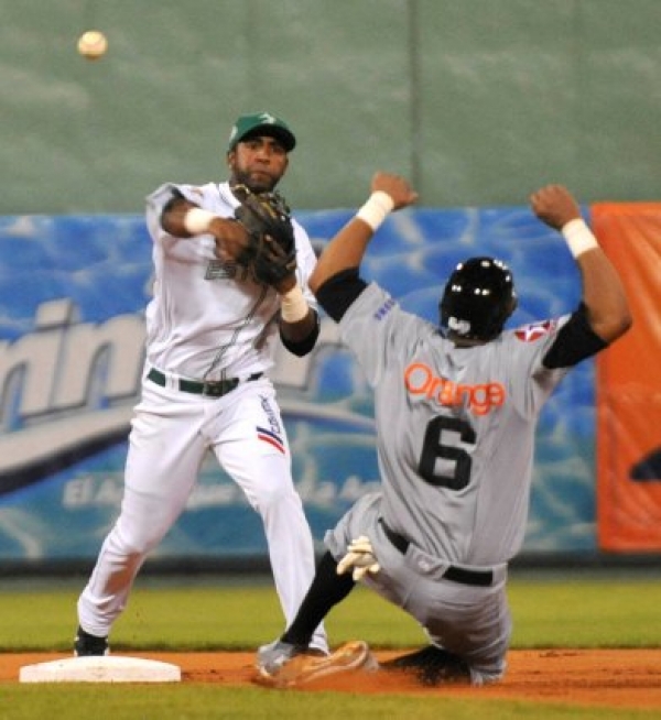 Estrellas Orientales cayeron ante las Aguilas Cibaeña
