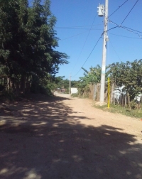 Moradores de Imbert demandan asfaltado de sus calles. 