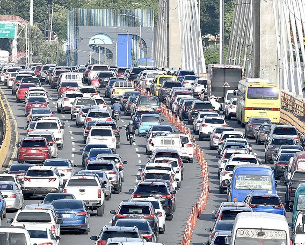 Técnicos explican que el parque vehicular ha crecido un 70% en últimos diez años. Imagen: Fuente externa.