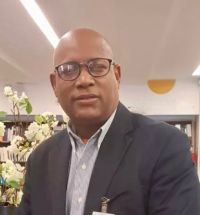 Milton Olivo.