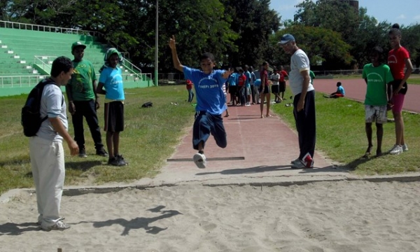 Inefi inicia Campamento Divertido en San Pedro de Macorís