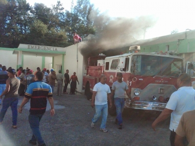 Fuego en el Hospital del municipio de Cambita causa pánico : 