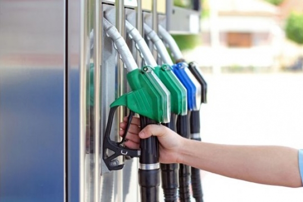 Mantendrán sin variación los precios de los combustibles