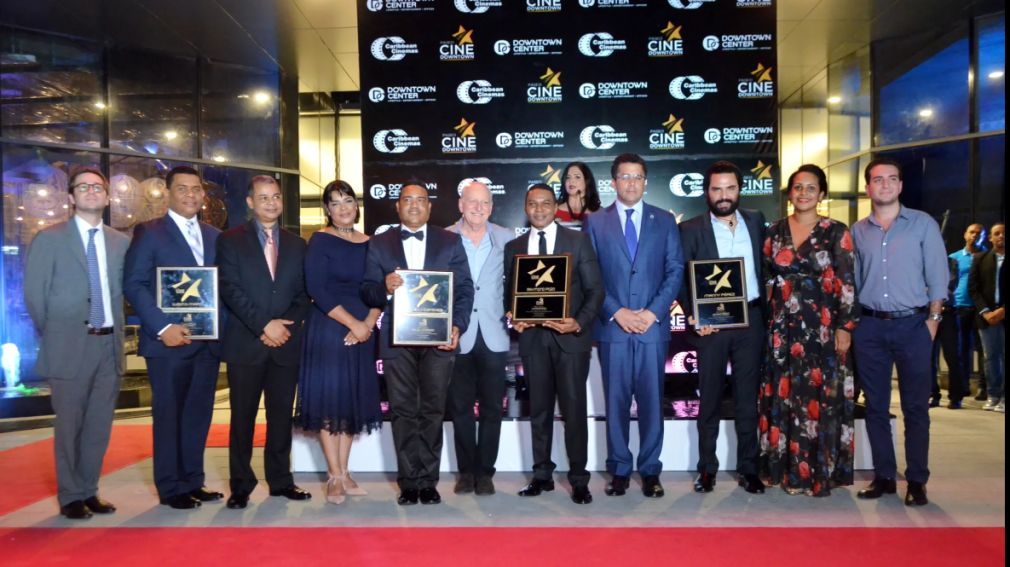 Imagen de la primera entrega del Paseo de la Fama del Cine Downtown.