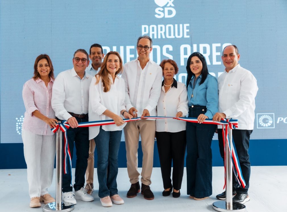 El parque 182 que entrega la Alcaldía del Distrito Nacional, fue remozado en colaboración con el Banco Popular.