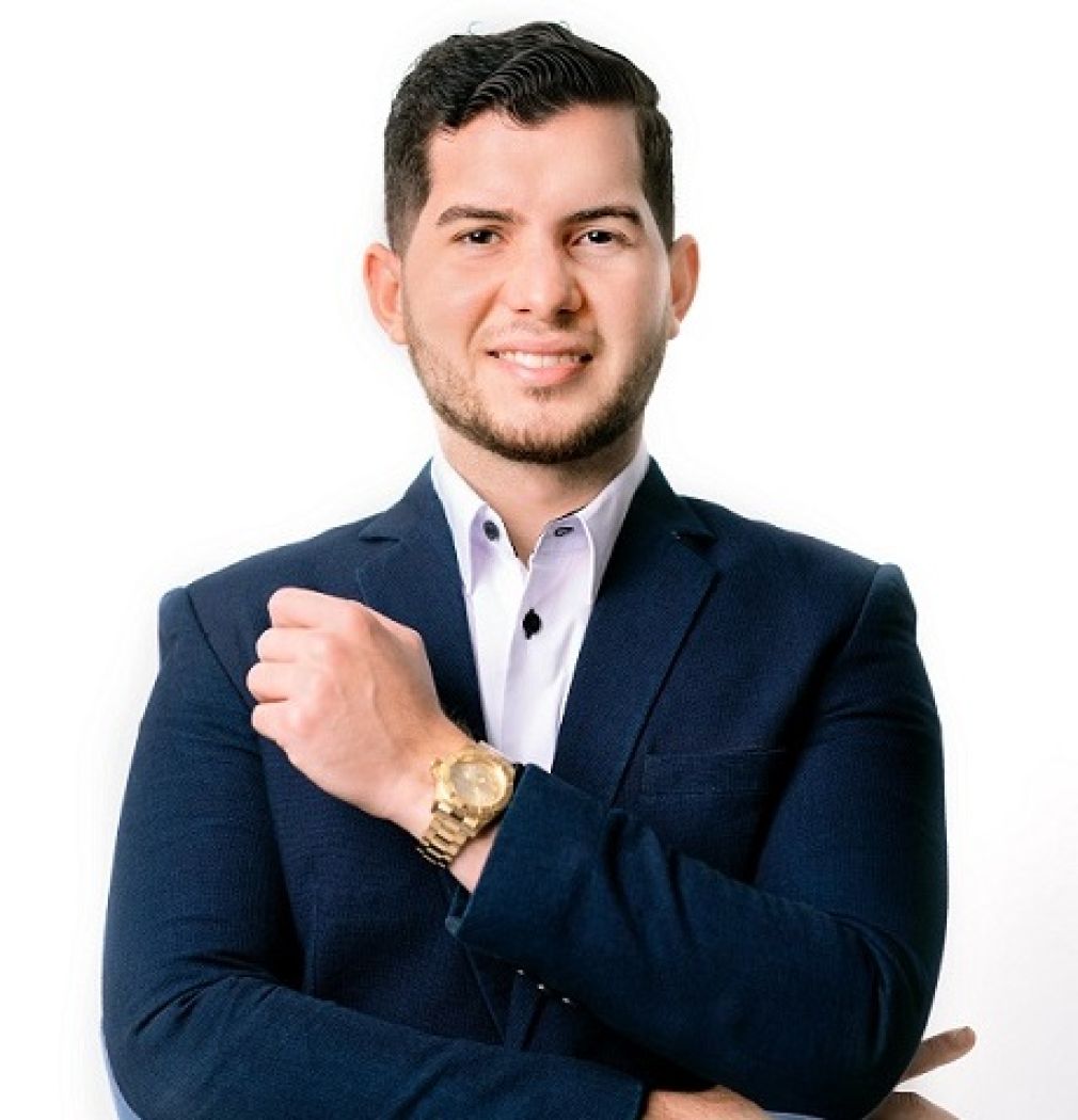 Cruz se ha enfocado su labor en apoyar a personas que han sido rechazadas.