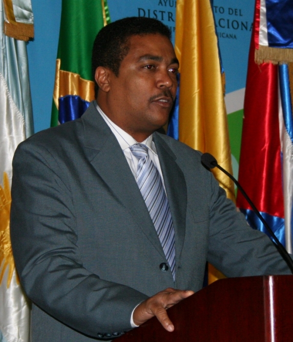Víctor D'Aza. 
