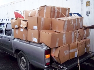 Camioneta con parte de las 223 cajas descomisadas por la Procuraduría para la Defensa del Medio Ambiente y los Recuersos Naturales.