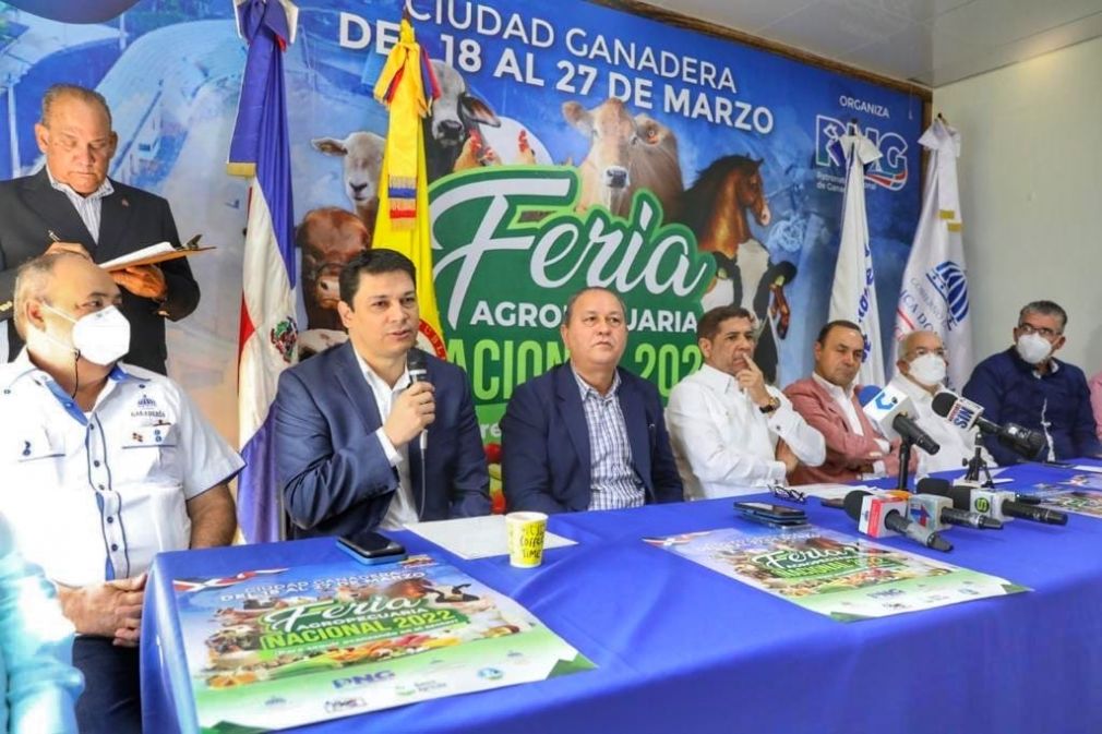 La información se ofreció durante una rueda de prensa encabezada por el ministro de Agricultura, Limber Cruz, y Fernando Taveras, presidente del Patronato Nacional de Ganaderos.
