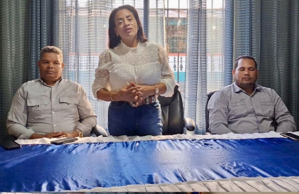 El anuncio fue realizado por la alcaldesa de Polo, Barahona, Danilsa Cuevas.