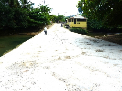 Una de las calles del Limón de Samaná