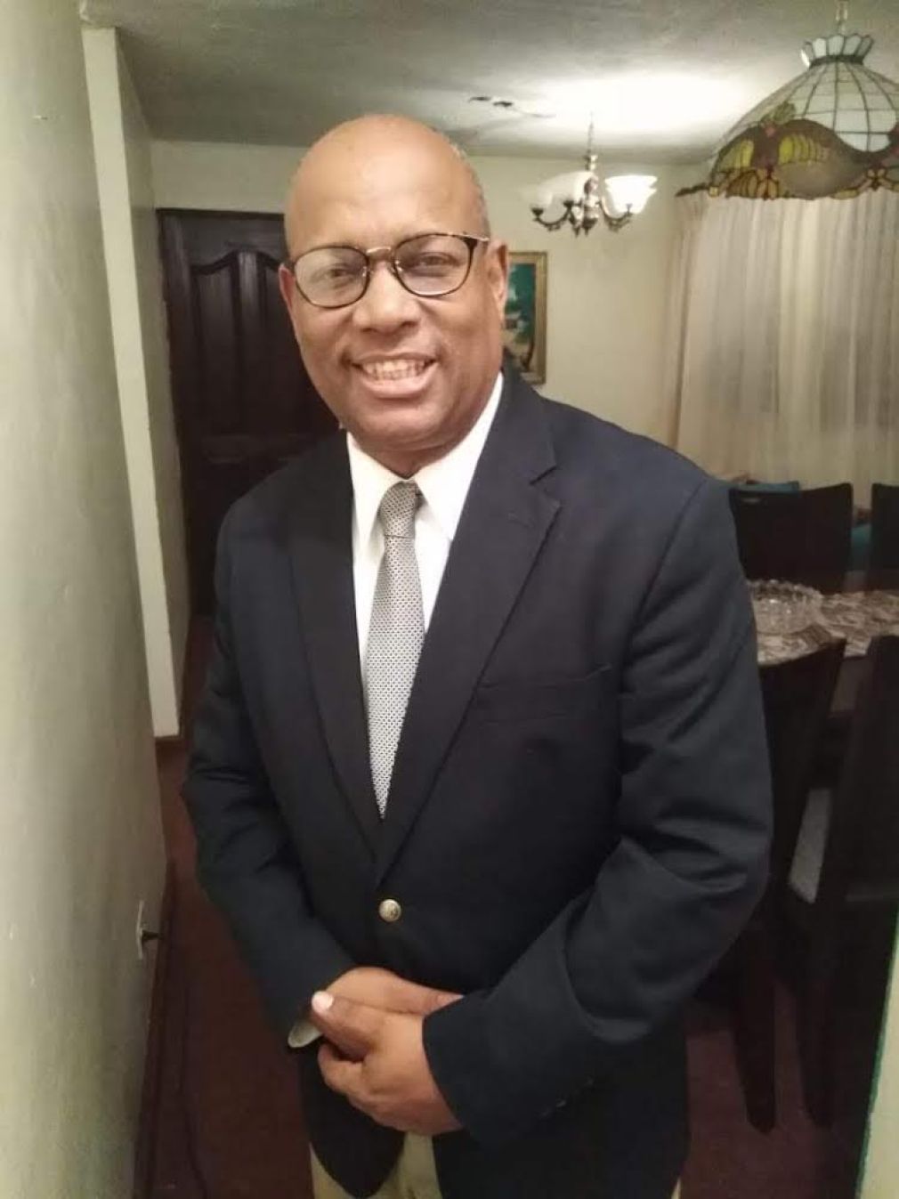 Milton Olivo.