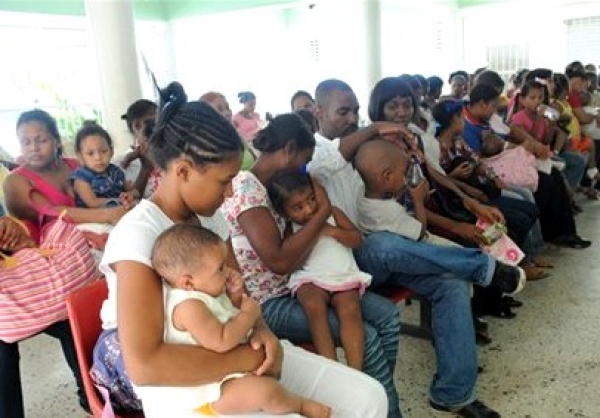 Aumento de casos de dengue y cólera