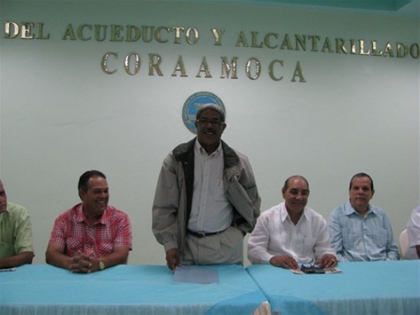 CORAAMOCA y Comisión Nacional de Energía firman acuerdo para ahorro de energía eléctrica