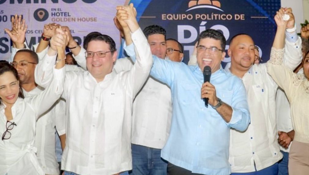 Eduardo Sanz Lovatón y Dio Astacio.