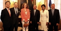 Infanta Elena de España visita al presidente Danilo Medina