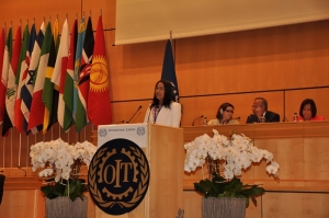 Maritza Hernández, en su presentación del país, en Ginebra Suiza