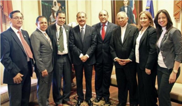 Presidente dispone de obras por 4 millones de pesos en moca 