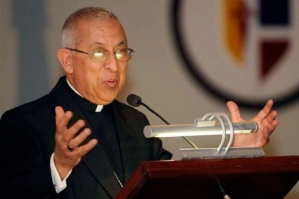 Arzobispo de Santiago exhorta a hacer uso racional del doble sueldo 