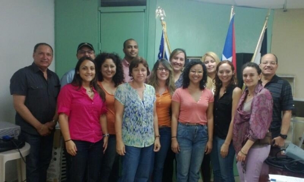 Profesores Voluntarios para el Curso de Verano de Alfabetización de Adultos en la Alianza Dominicana. 
