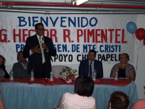 Pimentel: proclama será el senador vocero dominicanos en el exterior: 