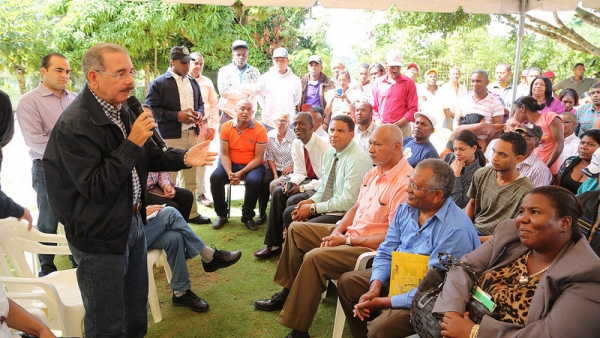 Presidente Danilo Medina dispone reducir al 10% tasa de Bagricola para préstamos: 