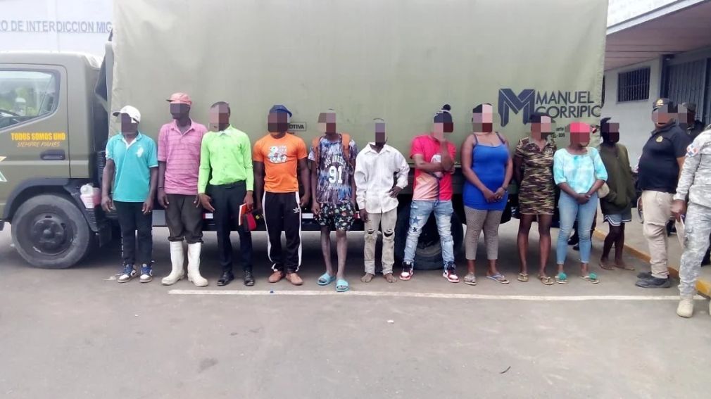 Haitianos ilegales detenidos durante operativos en diferentes partes del país.