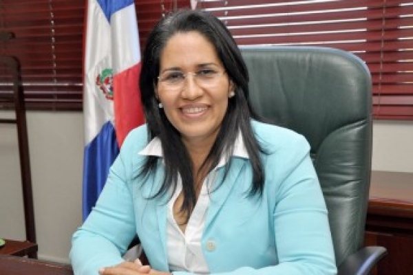 Maritza Hernández, nueva ministra de trabajo.