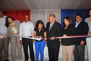 Alcalde de Santiago inaugura varias obras por más de 55 millones de pesos