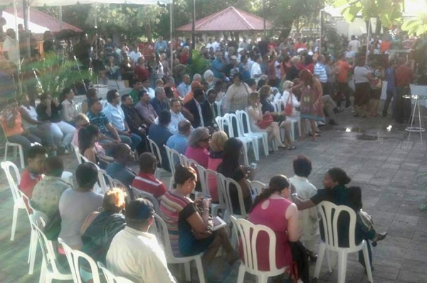 Aprueban ley que otorga licencia de conducir a inmigrantes indocumentados en Puerto Rico