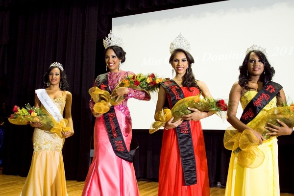 Coronan Miss Cayena Dominicana 2012