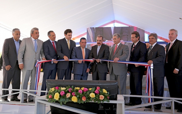 Medina inaugura carretera Cruce de Ocoa-San José de Ocoa