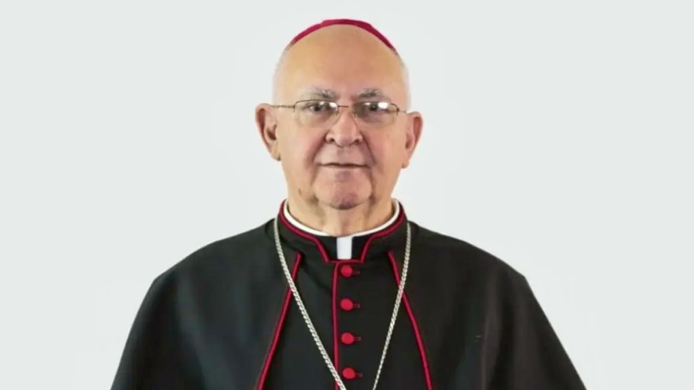 Monseñor Antonio Camilo González (E. P. D.).