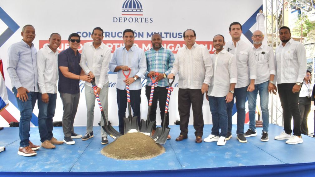 Ministro Kelvin Cruz da primer picazo para iniciar construcción del multiuso de Manganagua.