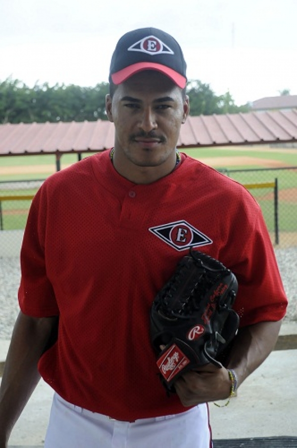 Daniel Cabrera.