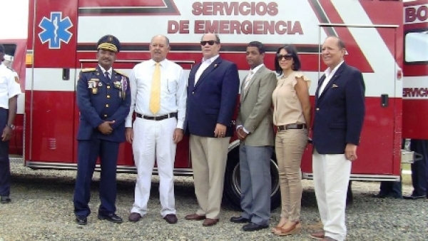 NYY donan equipos a Alcaldía Boca Chica para responder al 911 