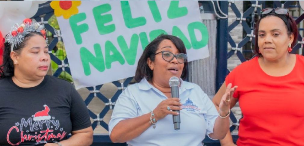 Cientos de familias acudieron a la actividad que se llevó a cabo en la calle del CAIPI.