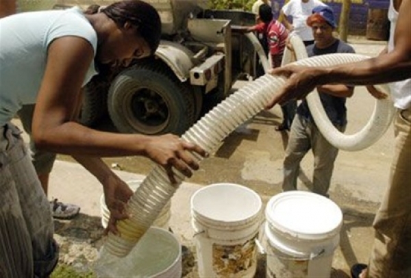 Critican deficiencias de los servicios públicos en Constanza