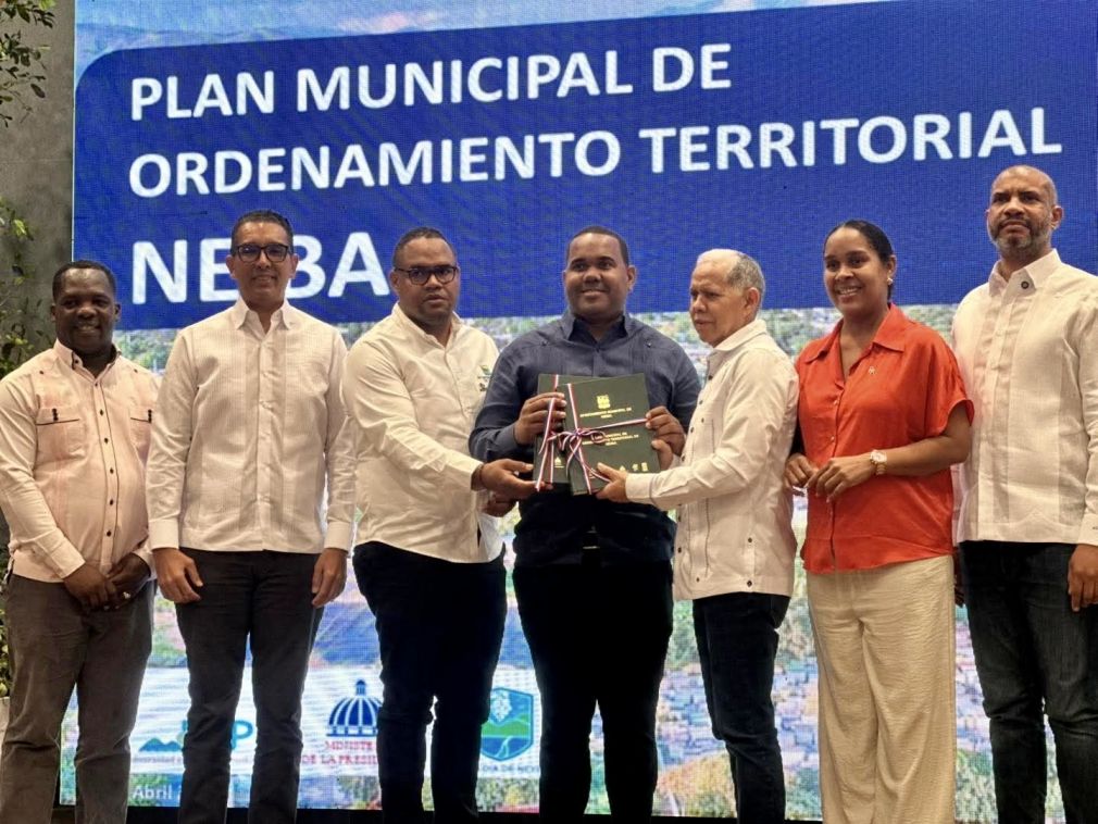  Presentan documento técnico del plan de ordenamiento territorial de Neiba.
