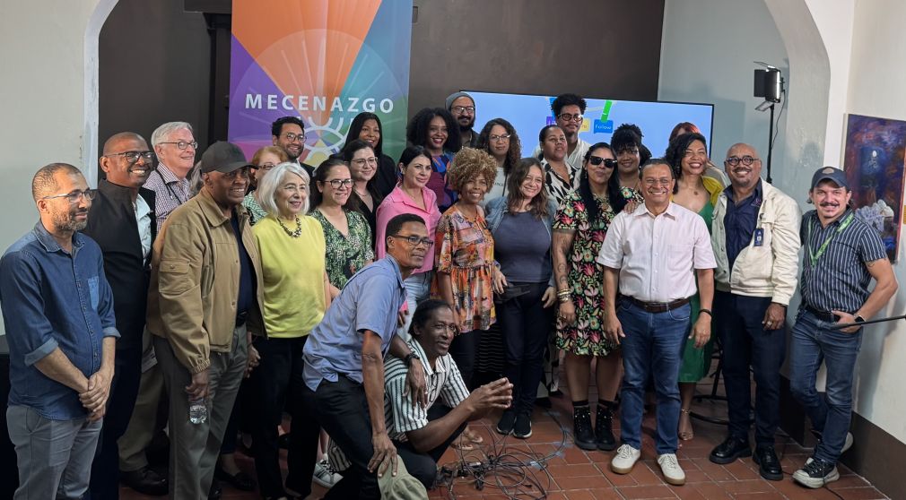 El proyecto Transitando en colaboración con la Dirección General de Mecenazgo, reunió a artistas y gestores culturales en un encuentro de diálogo y colaboración.
