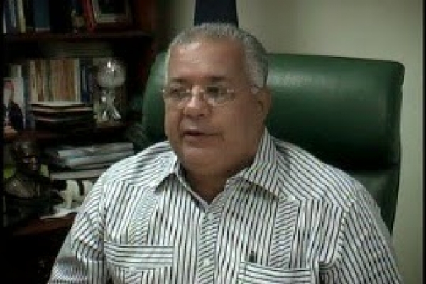 El alcalde Nelson Camilo Landestoy