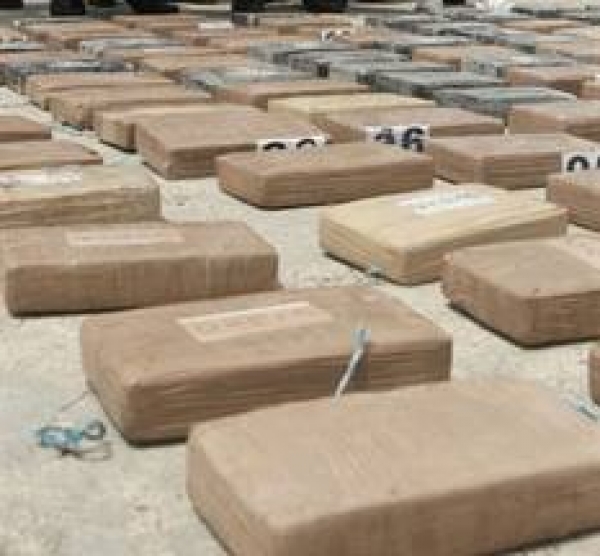 Decomisados 1,000 Kilos de cocaína cerca de las costas de Barahona