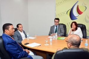 FEDOMU, Unión Europea y DIGECOOM examinan avances de la reforma municipal