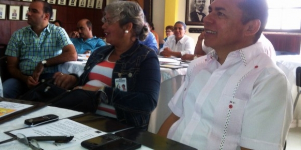 En Moca imparten taller presupuesto participativo en la gestión municipal