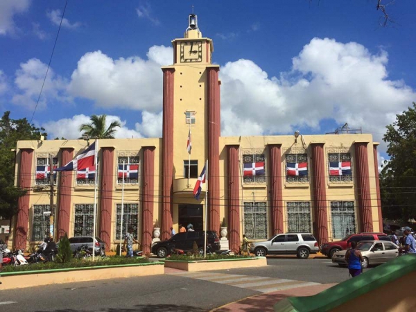 Ayuntamiento La Romana devuelve a sus empleados más de 7 millones de pesos:    
