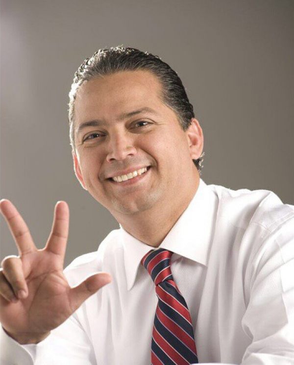 Víctor Sánchez, diputado del PLD por la provincia Azua.